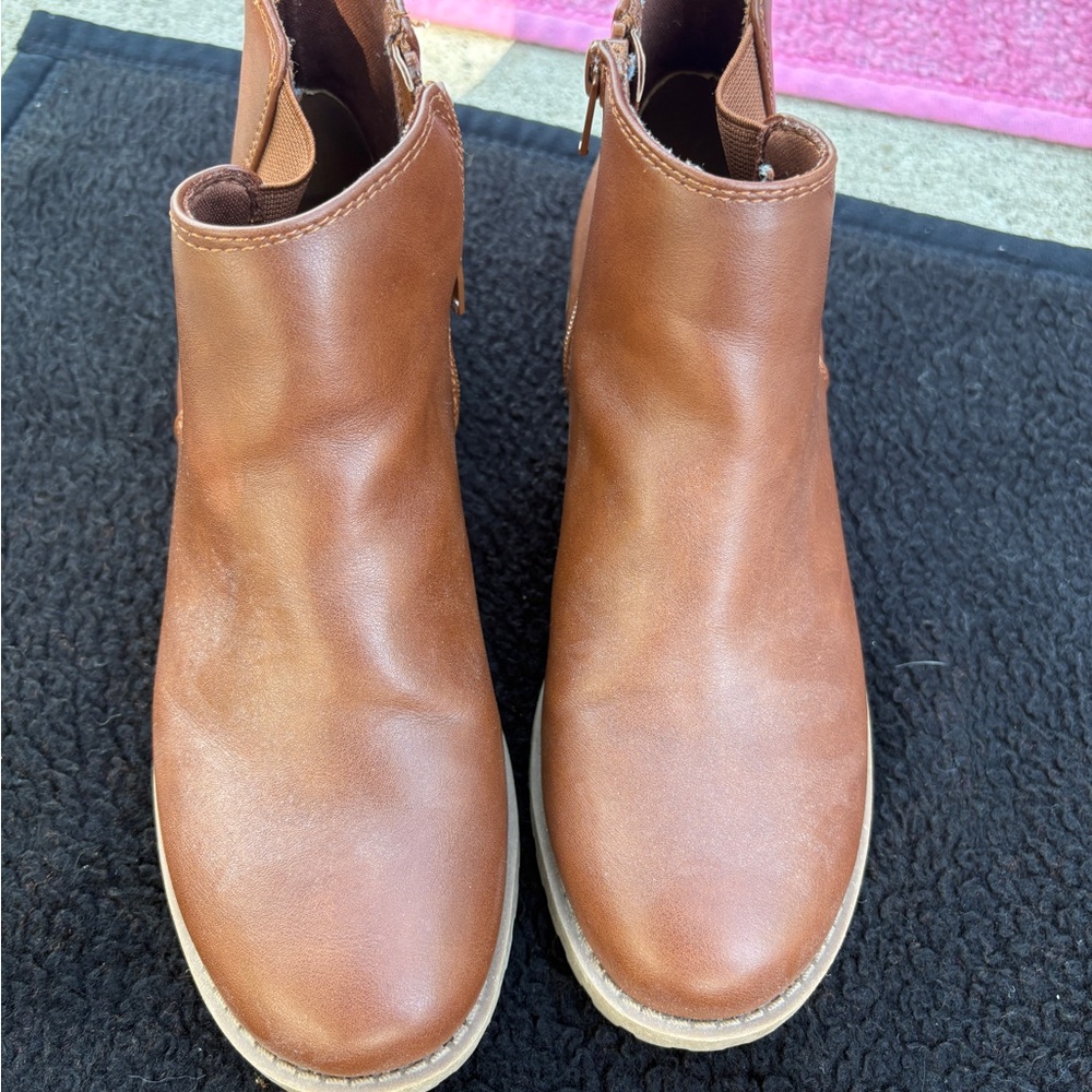 Sonoma Brown Ankle Boots